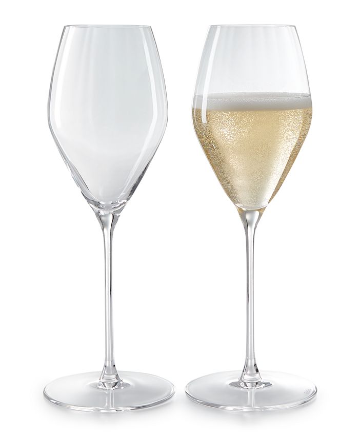 Riedel Creates a New Champagne Glass - The New York Times