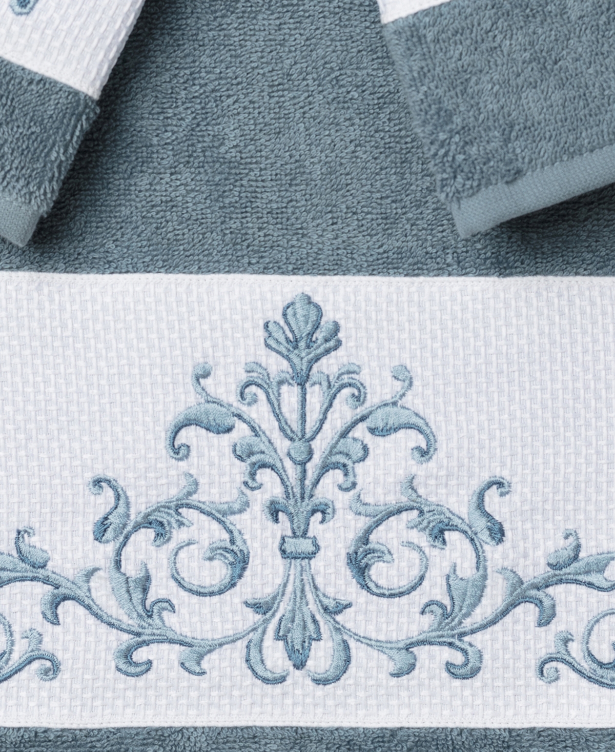 Linum Home Scarlet 3-pc. Embellished Towel Set Bedding