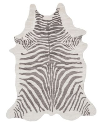 Surya - Rusak RUA-1005 Medium Gray 5' x 6'6" Area Rug