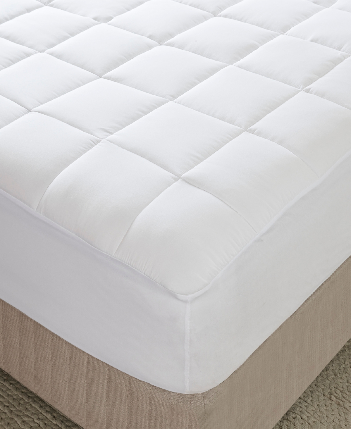 Madison Park Highline Quilted Microfiber Deep Pocket Mattress Pad