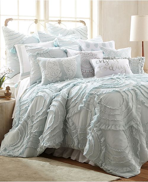 Levtex Home Layla Spa Full/Queen Quilt Set & Reviews Quilts