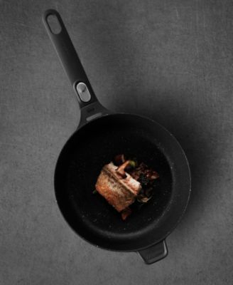 GEM 11" Nonstick Saute Pan 4.6Qt., Detachable Handle, Black, Glass Lid