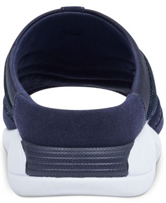 Women's Traciee Lightweight Flat Easy-On Sandals