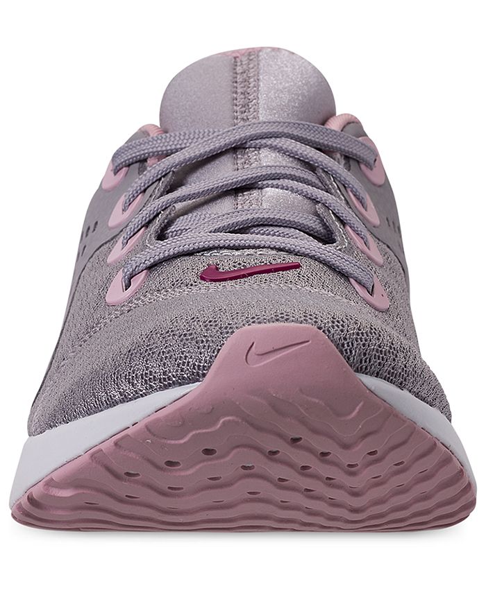 nike women's legend react