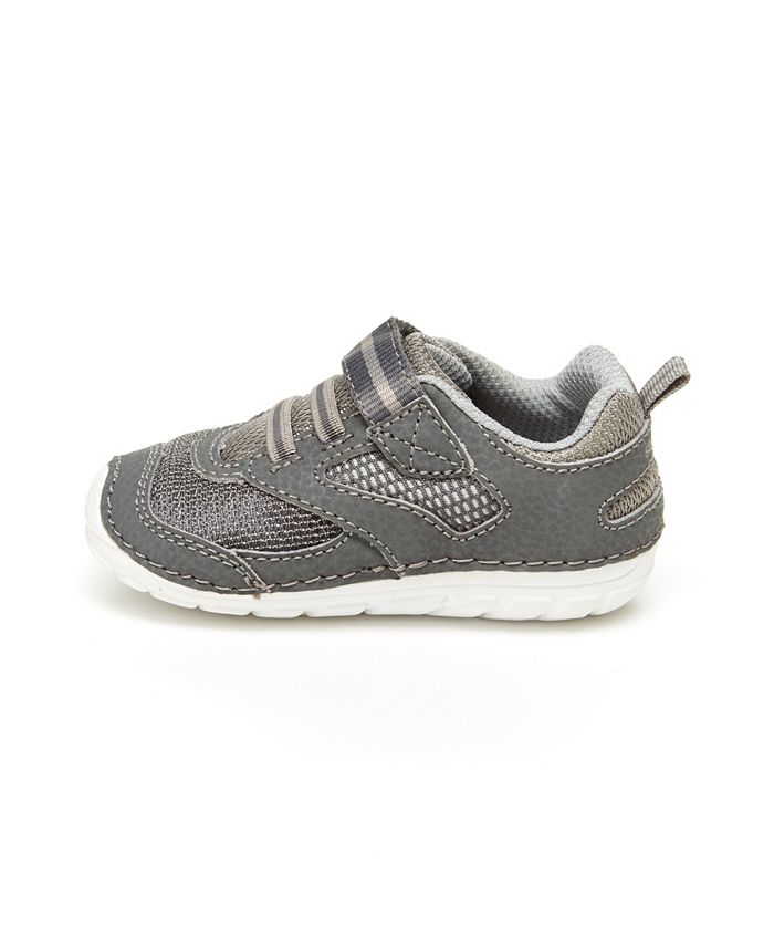 Stride rite soft motion adrian hotsell sneaker