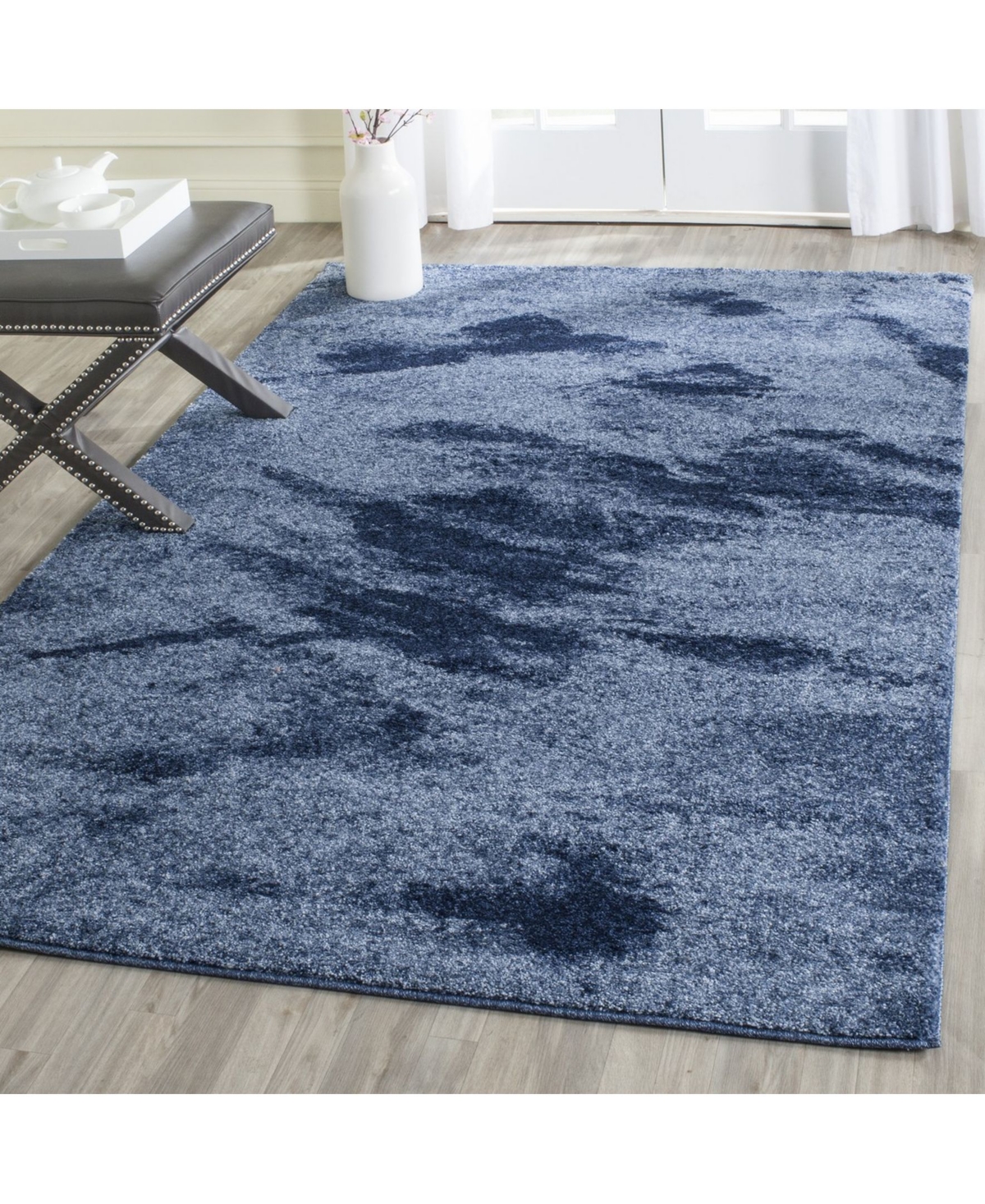 Safavieh Retro RET2891 Light Blue and Blue 5' x 8' Area Rug