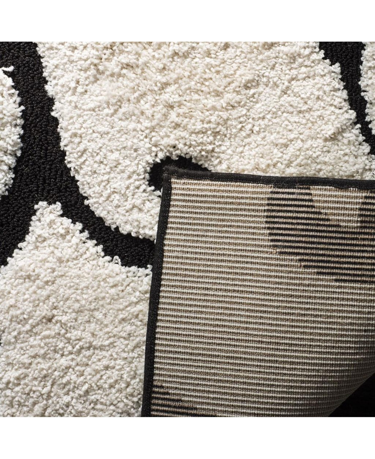 Safavieh Florida Shag SG476 Ivory and Black 5'3" x 7'6" Area Rug