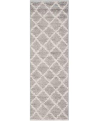 Adirondack Silver and Ivory 2'6" x 8' Runner Area Rug