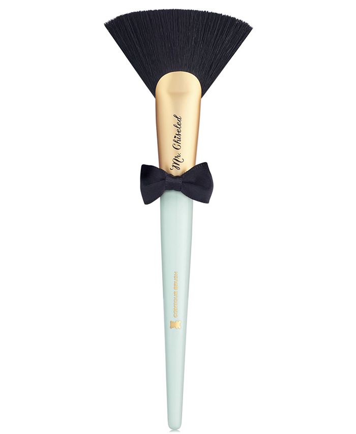 Too Faced - Mr. Chiseled Contour Brush
