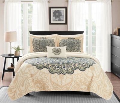 Chic Home - Raina 8-Pc. Queen Bed in a Bag Quilt Set
