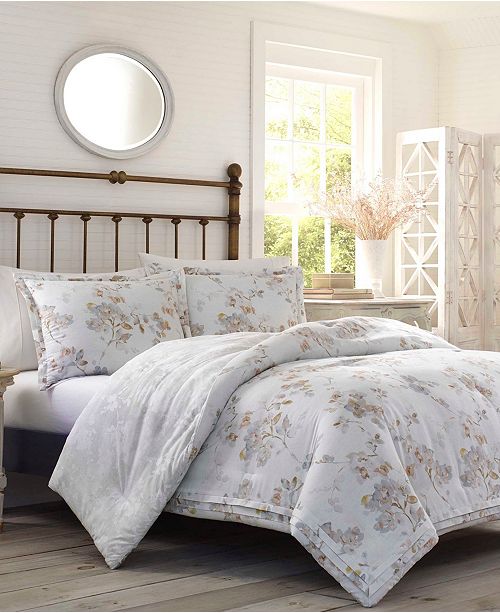 Lorene Bedding Collection