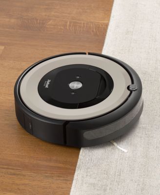 iRobot Roomba® e5 Wi-Fi® Connected Robot Vacuum