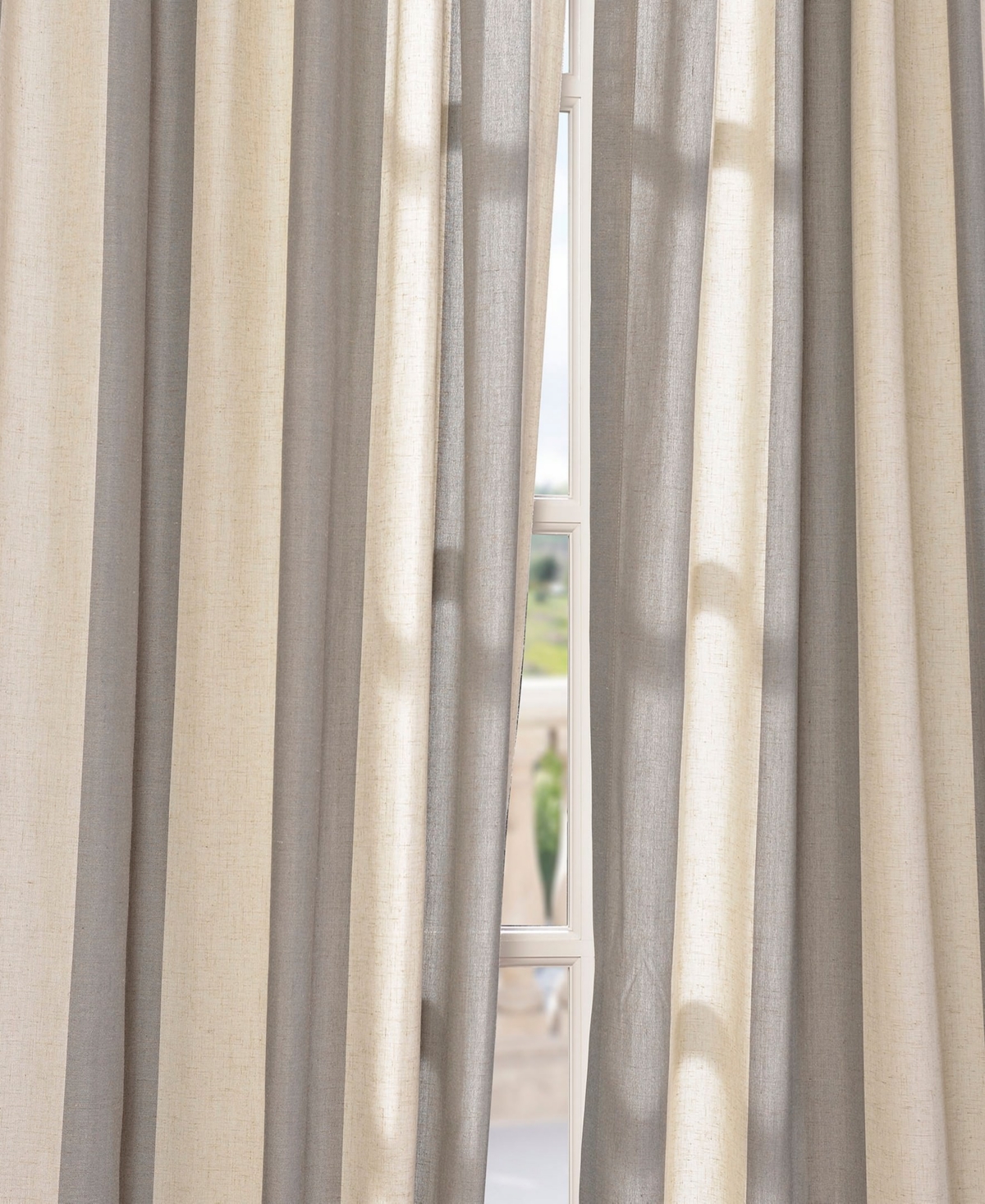 Exclusive Fabrics & Furnishings Del Mar Stripe Linen Blend Panel