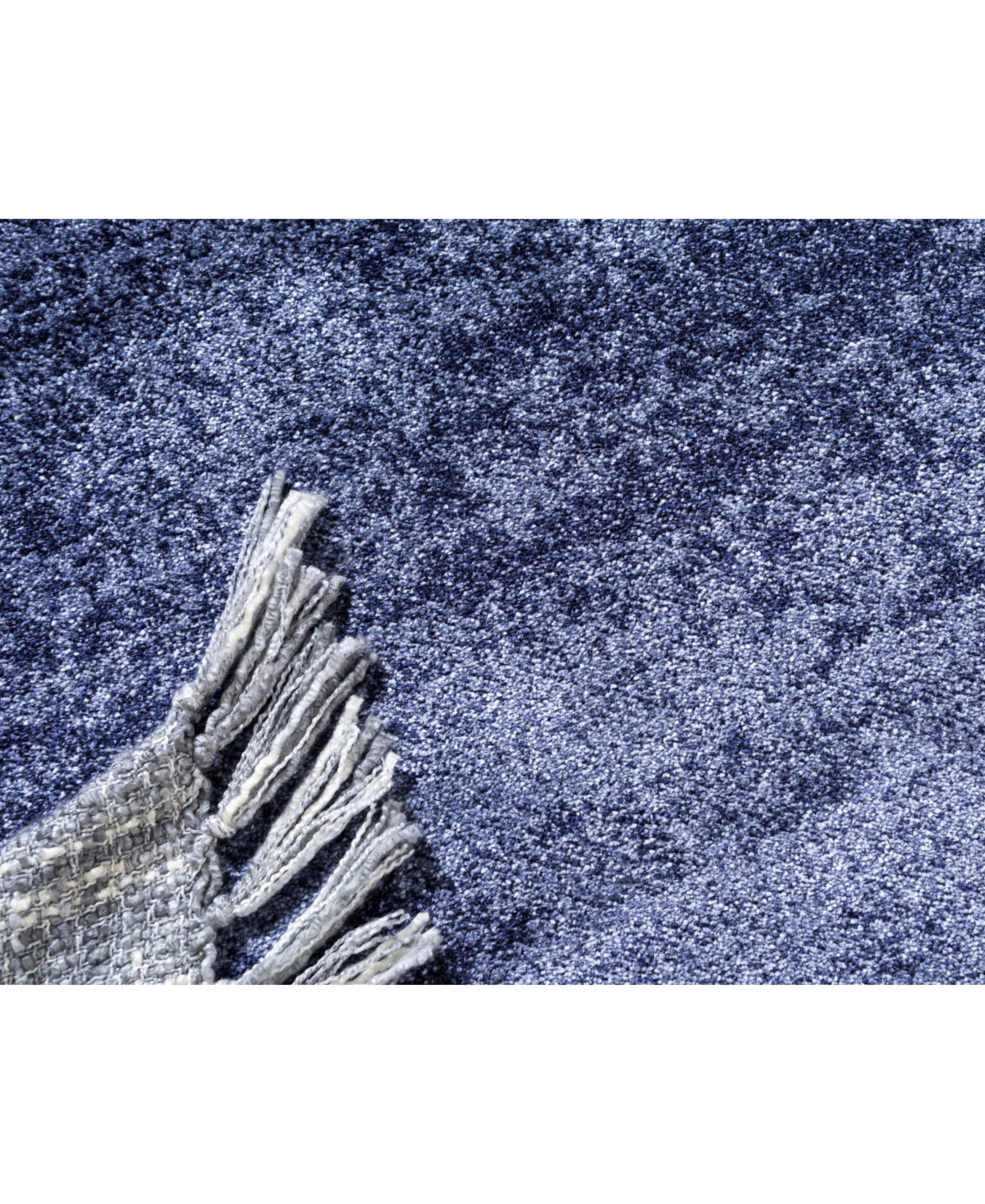 Bayshore Home Lyon Lyo3 Area Rug