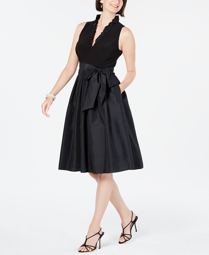 Jessica howard hot sale ruffle dress