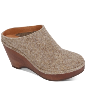 Gentle Souls By Kenneth Cole Women S Skylar Wedge Mules Women S