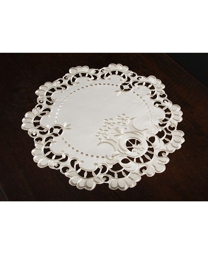 Xia Home Fashions Scalloped Lace Embroidered Cutwork Round Placemats ...