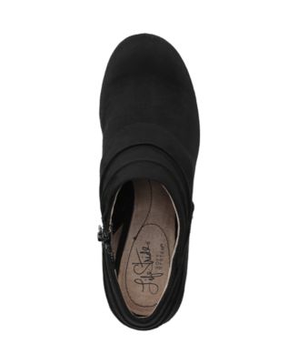 lifestride corie bootie