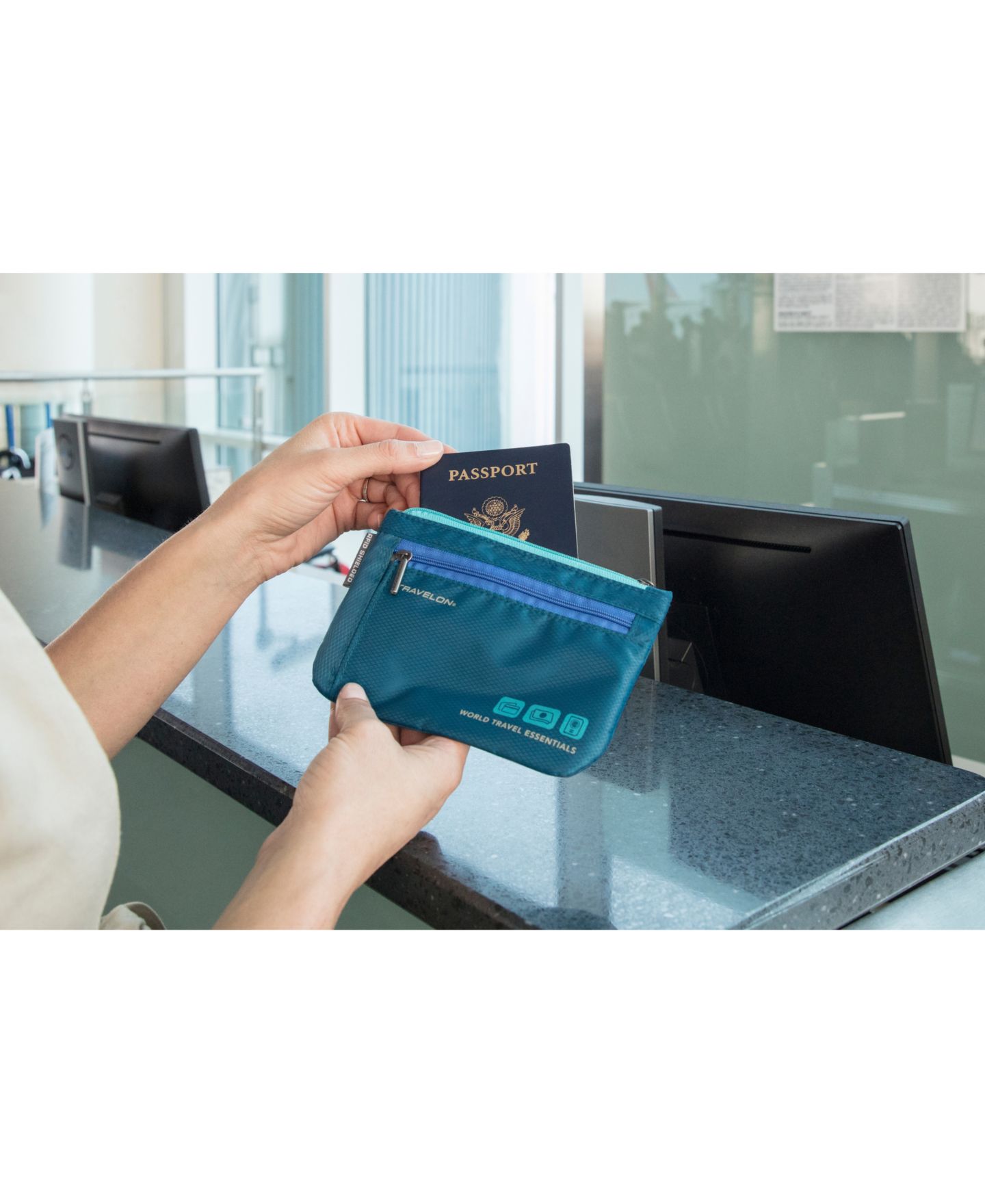 Органайзеры Travelon World Travel Essentials для валюты и паспорта, набор из 2 шт, цвет: Синий — фото 2