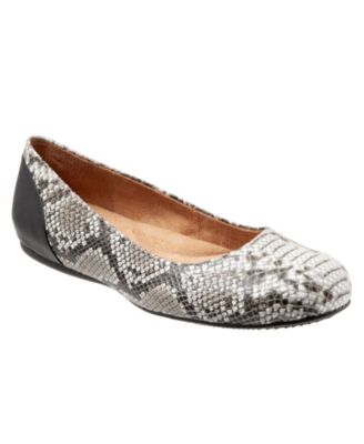 softwalk sonoma flat