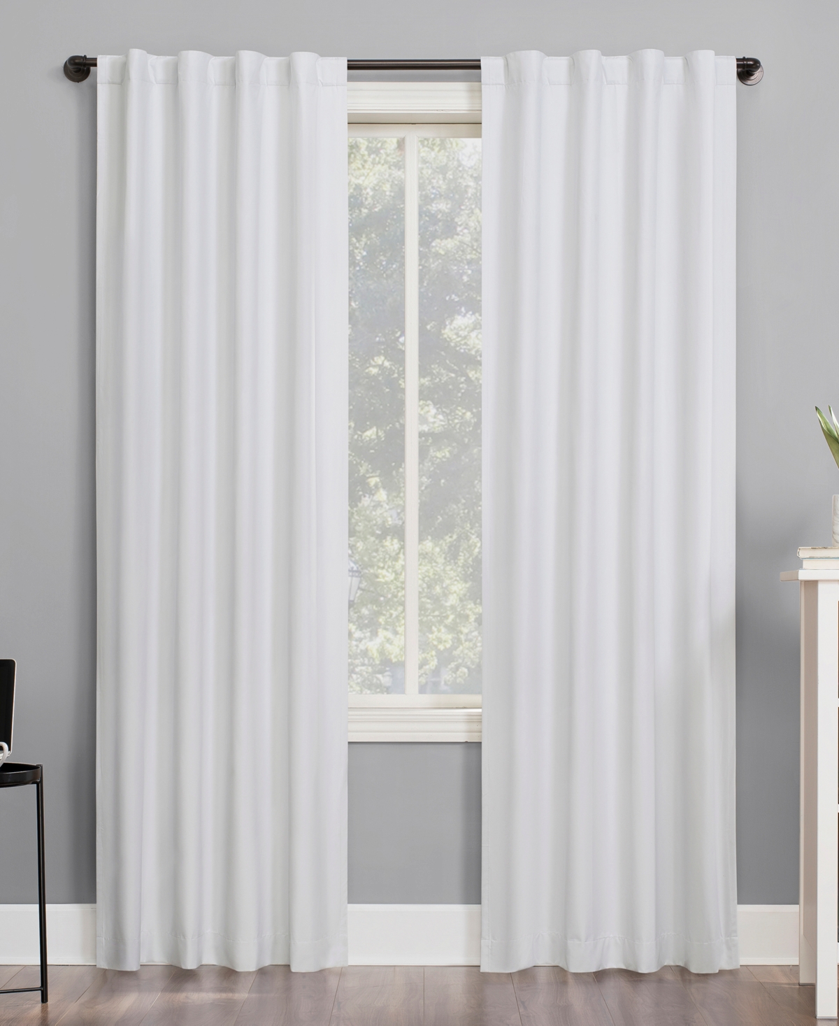 Cyrus 40" x 63" Thermal Blackout Curtain Panel - Silver-Tone Gray