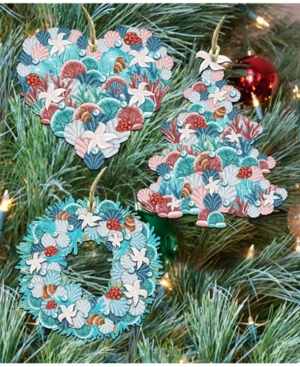 Designocracy Coastal Christmas Tree Wreath Heart Wooden Ornaments, Set Of 3 In Multi