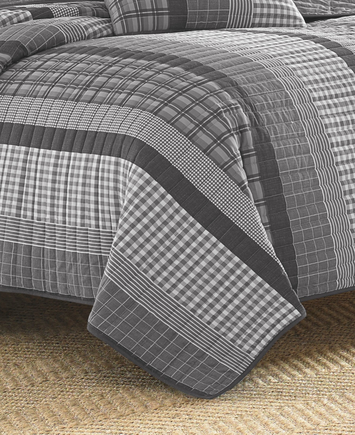 Closeout! Nautica Gulf Shores Cotton Reversible 2-Pc. Quilt Set, Twin