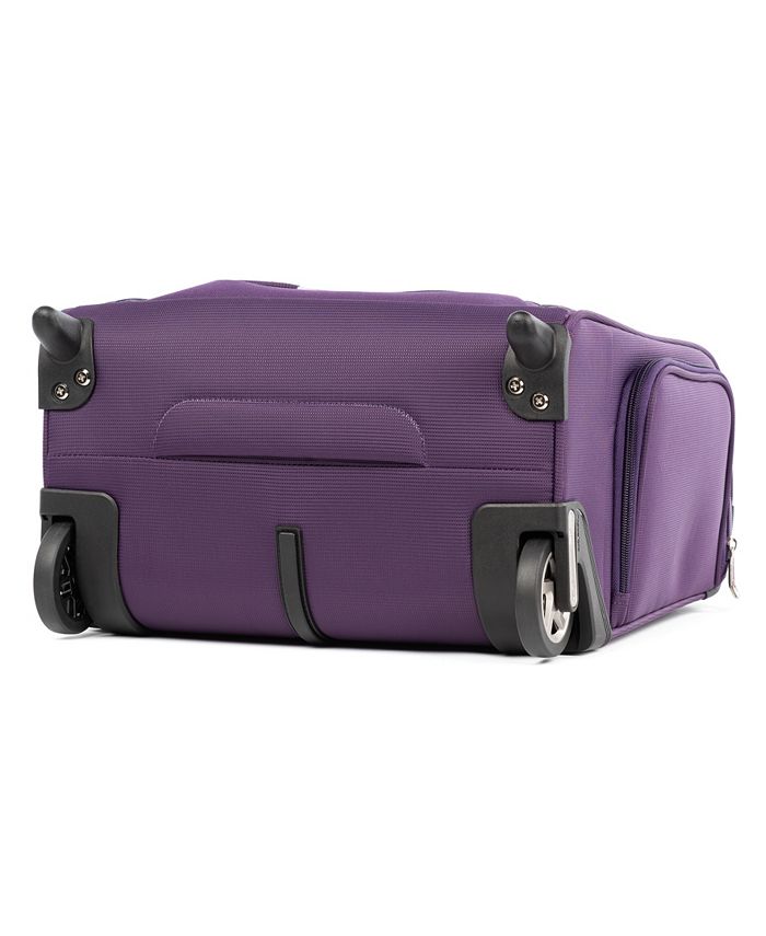 Travelpro Walkabout 5 Softside Rolling UnderTheSeat Bag & Reviews