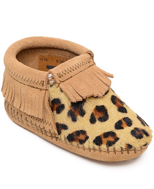 Minnetonka Baby Girls Leopard Riley Bootie Reviews Kids Shoes