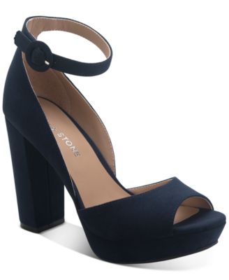 chunky heels wide width