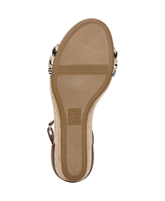 Naturalizer areda wedge hotsell sandal