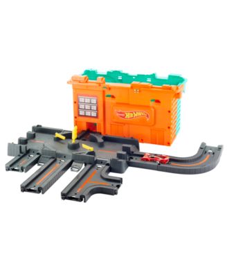 Hot Wheels City Town Center Play Set