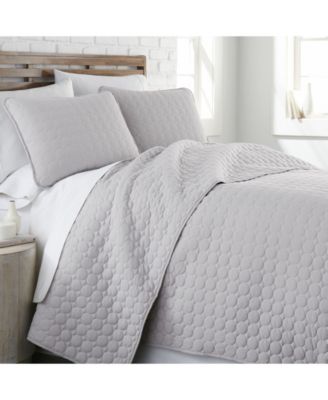 Ultra-Soft Lightweight Embroidered 3-Pc. Quilt Set, Full/Queen