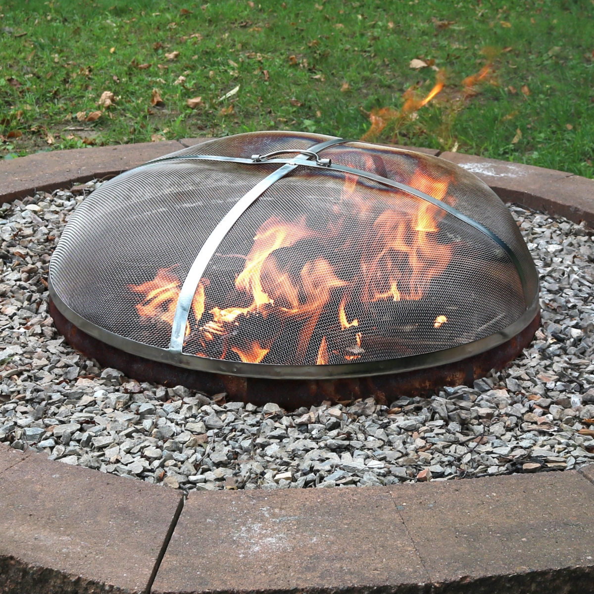 Outdoor Heavy-Duty Steel Mesh Round Camp Fire Pit Spark Screen Lid with Grabber Ring Top