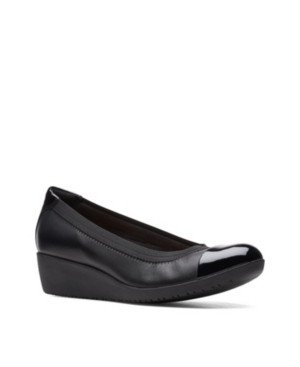 image of Clarks Collection Women-s Elin Palm Shoes Women-s Shoes
