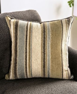 Korona Park Upholstered Loveseat