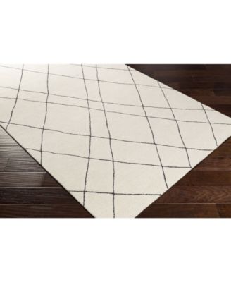 Sinop SNP-2304 Black 4' x 6' Area Rug