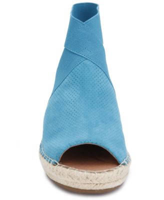 gentle souls colleen wedge