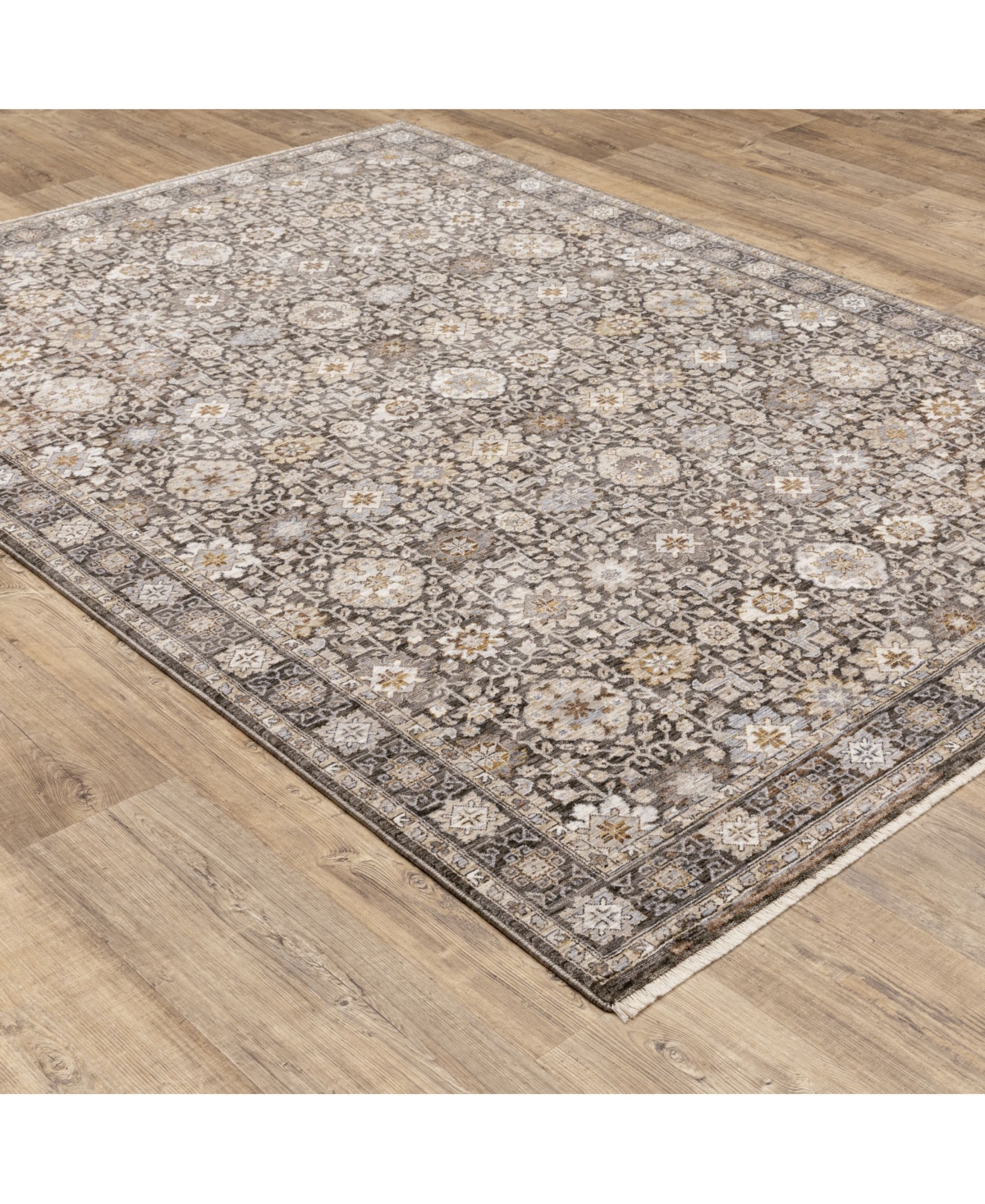 Oriental Weavers Maharaja 71W Gray and Ivory 6'7" x 9'6" Area Rug