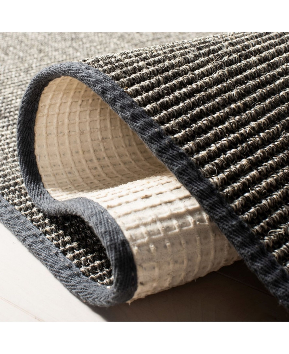 Martha Stewart Collection MSR9501FArea Rug - Charcoal