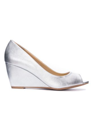 cl by laundry noreen wedge pump