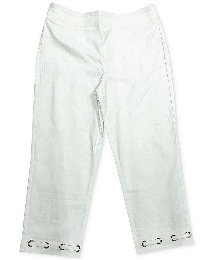 Triple Grommet Hem Capri Pant