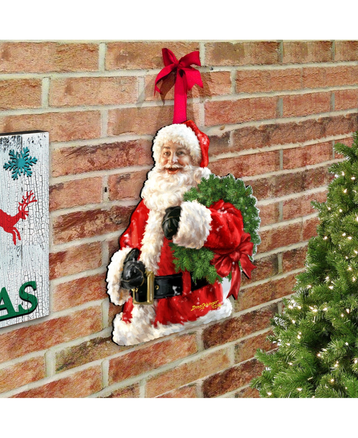 Designocracy by Dona Gelsinger Santa Wreath Wooden Wreath
