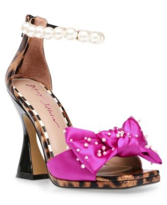 Betsey best sale johnson lyzz