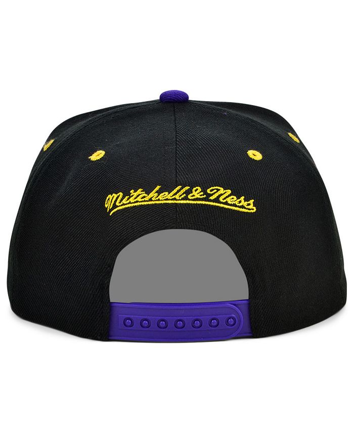 Mitchell & Ness Men's Los Angeles Lakers Hardwood Classic Reload ...
