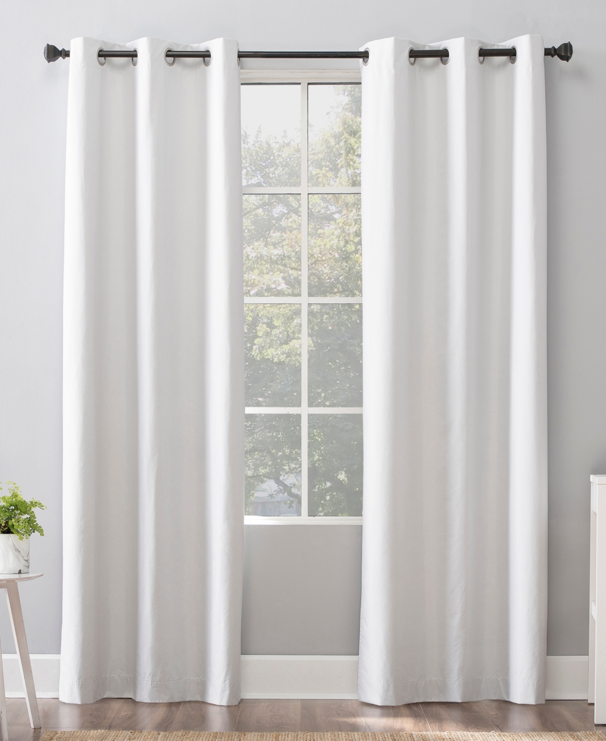 Sun Zero Cyrus Thermal 100% Blackout Grommet Curtain Panel In Winter White
