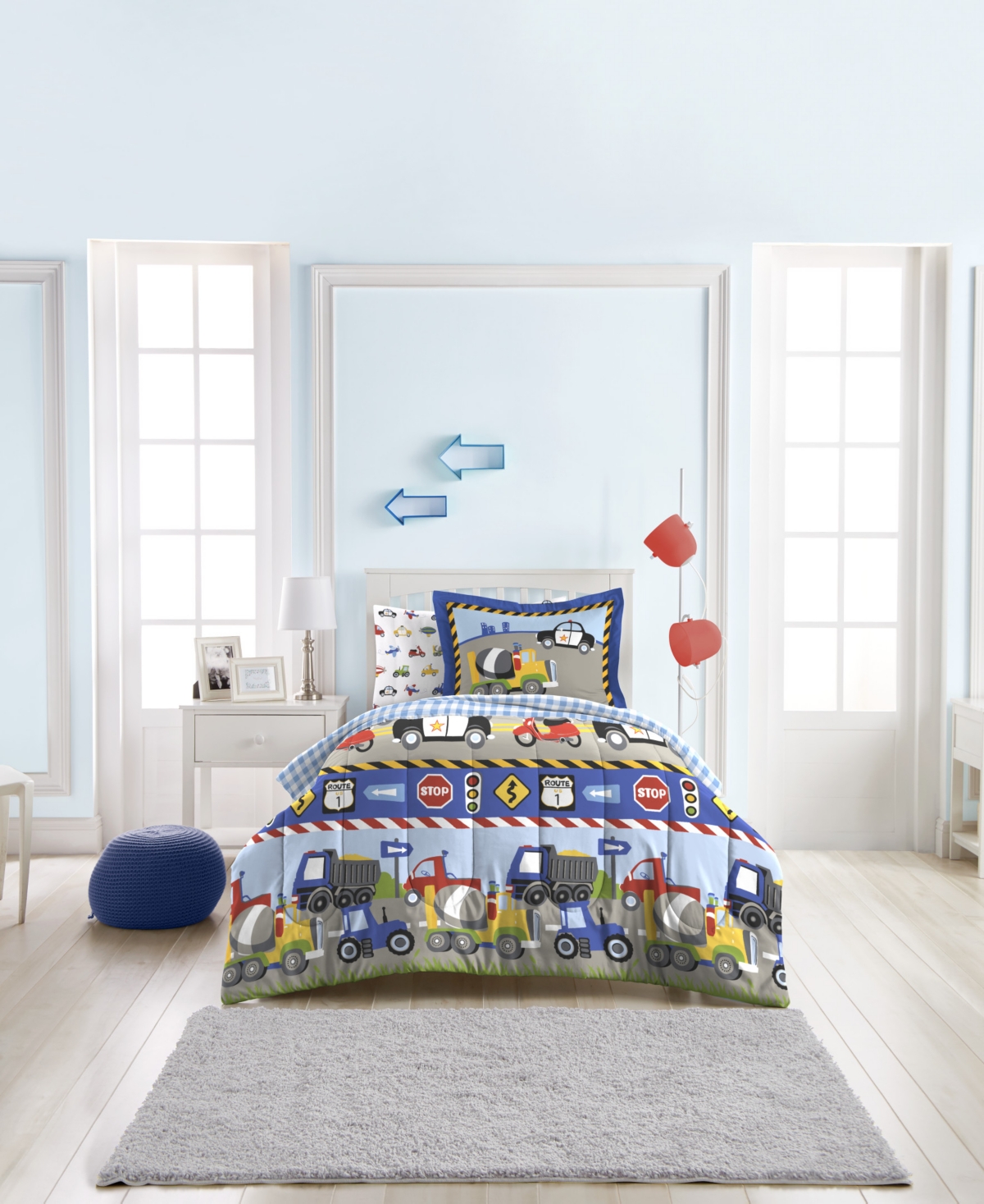https://slimages.macysassets.com/is/image/MCY/products/5/optimized/18298865_fpx.tif?wid=1200&fmt=jpeg&qlt=100