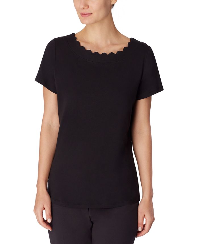 Anne klein scalloped shorts top