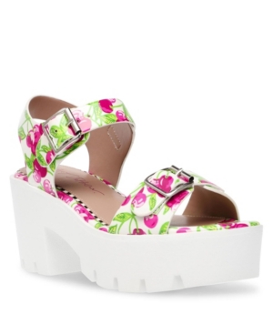 Betsey Johnson Women's Chasse Platform Sandal Women's Shoes