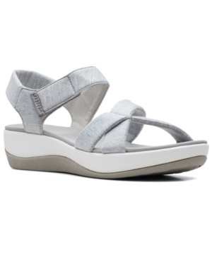 Clarks Women's Cloud Steppers Arla Gracie Sandals Women's Shoes